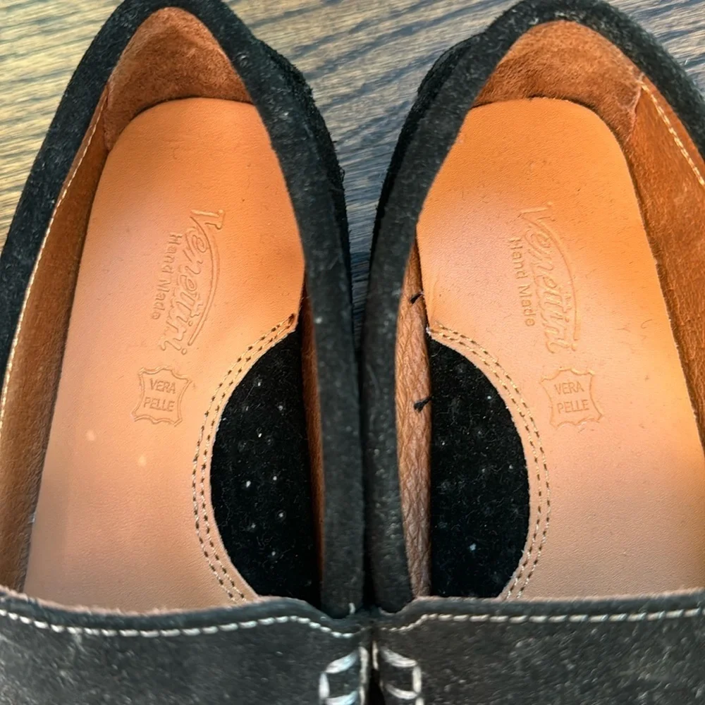 NEW Venettini Boys Suede Moccasins Size 31